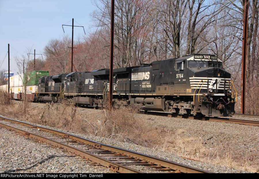 NS 9764 leading 20Q